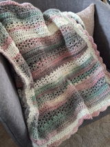 Patons Sierra 8 Ply Acrylic/Wool Mix 150g