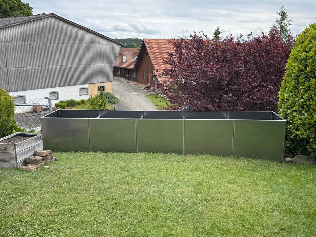Raised bed kit with handrail, stainless steel