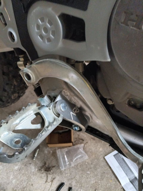 CRF300 Footpeg Bracket Brace