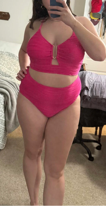Conjunto de bikini de dos piezas con forma de U, aros, cintura alta hueca, traje de baño texturizado
