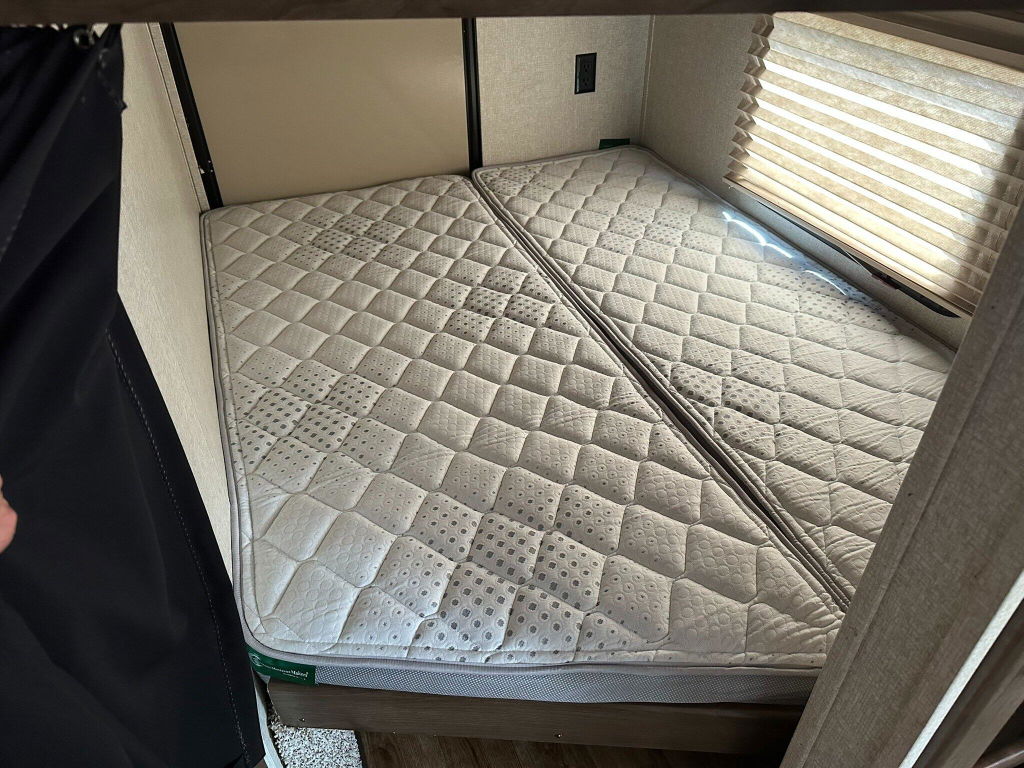 Largo 6" Medium, custom mattress