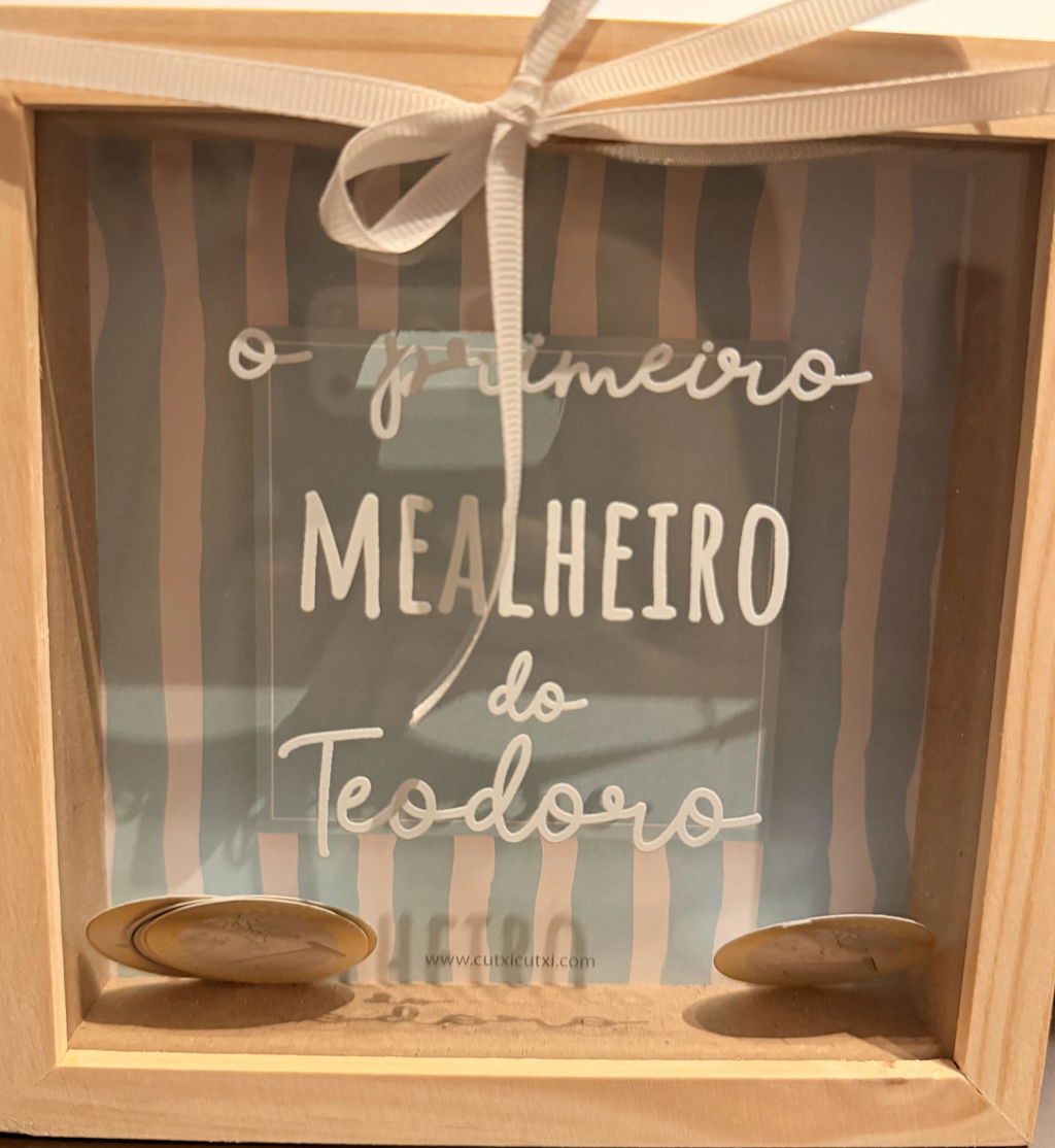 Mealheiro Personalizado com Nome para Bebé e Criança