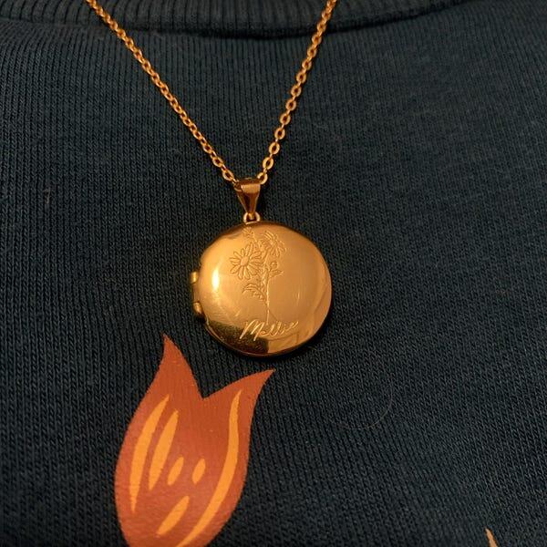 Custom Name Birth Flower Locket Necklace