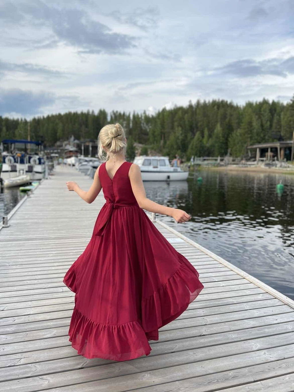 Dideyttawl  Chiffon Junior Bridesmaid Dresses for Teens High Low 2511