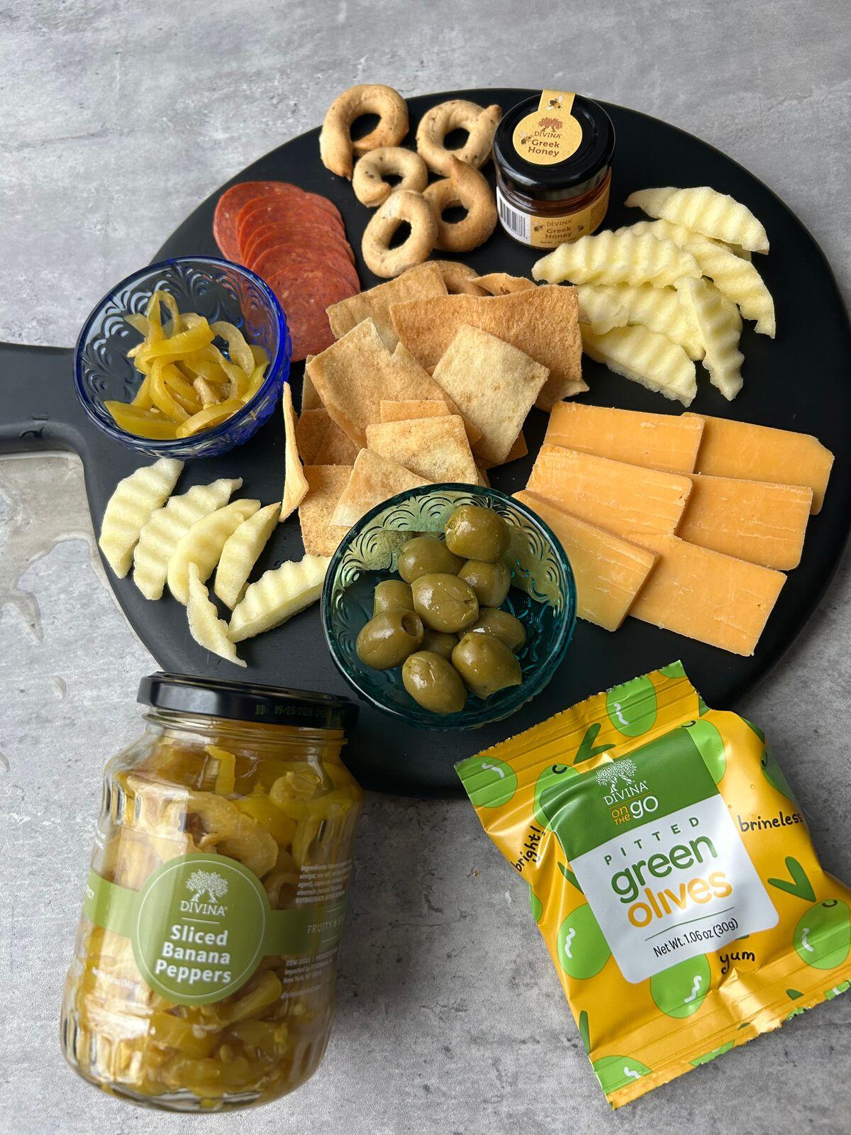 On the Go Pitted Green Olives (10 Snack Packs)