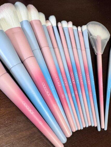 Fantasy Ⅲ - 16 piece Synthetic Brush Set
