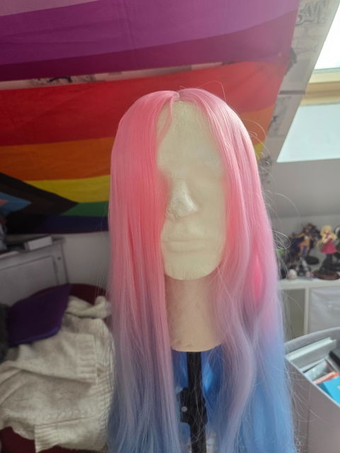 【Small Area Front Lace】DokiDoki Music Video Cosplay Wig / Eyelashes Women Long / Short Curly Gradient Pink Hair