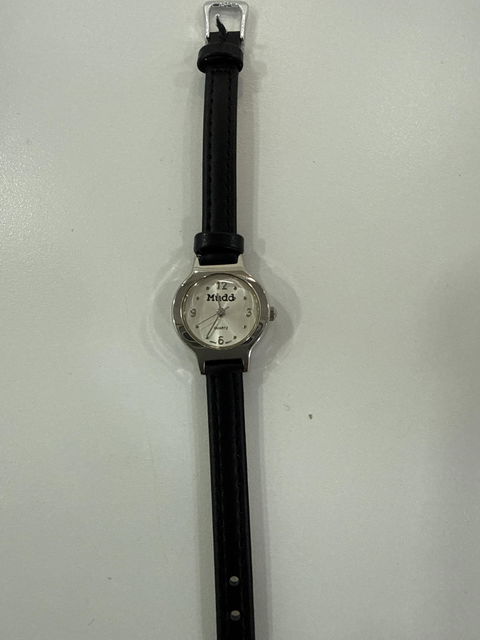 Reloj Mudd Mujer 2000’s Nácar Pila 24 mm Compacto