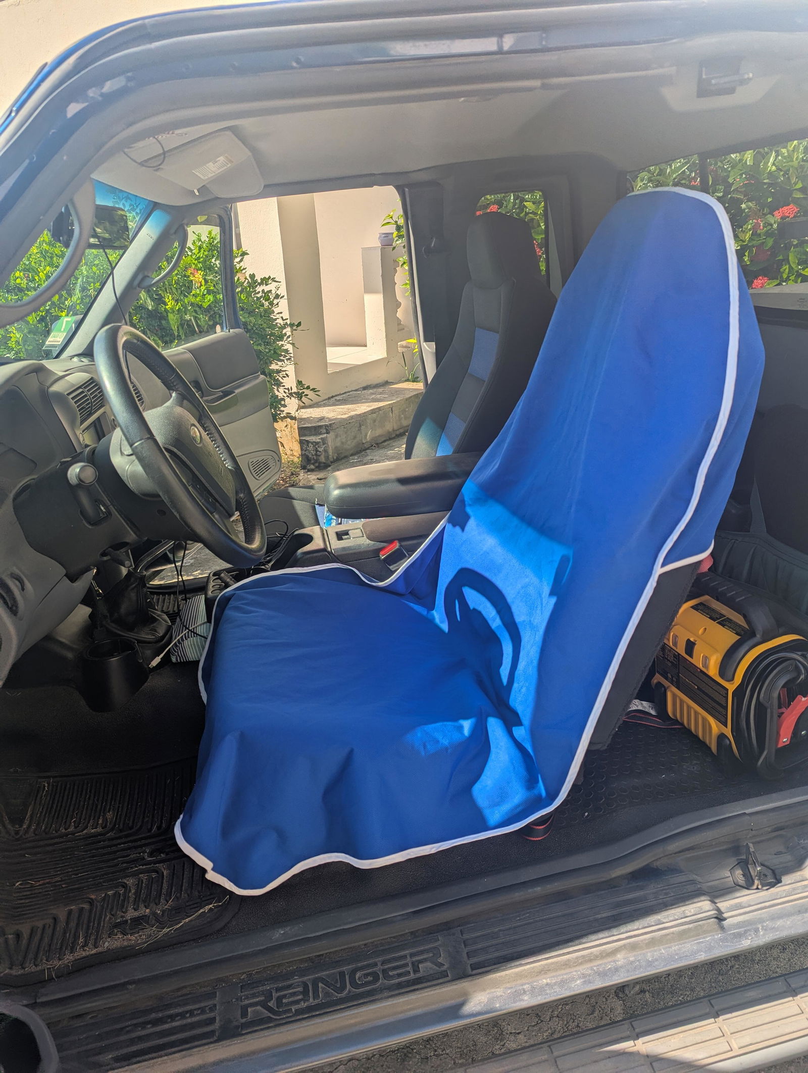 Jamie R. using DriSeats after SCUBA diving