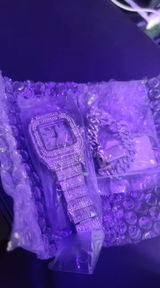 Luxury Iced Out Hip Hop Bust Down Watch Stainless Steel Studded Wrist Watch With Bracelet