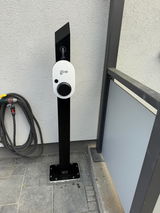 Aktion: go-e Charger Gemini Wallbox Standfuß + Fertigfundament