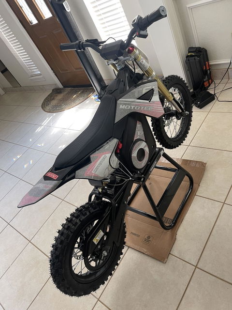 MotoTec Pro 48V/13Ah 1800W Off-Road Electric Dirt Bike