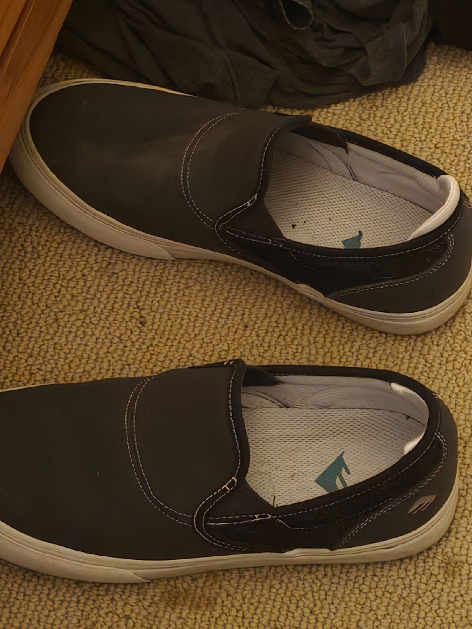 Wino G6 Slip-On - Black/White/Gold Skate Shoes | Emerica US