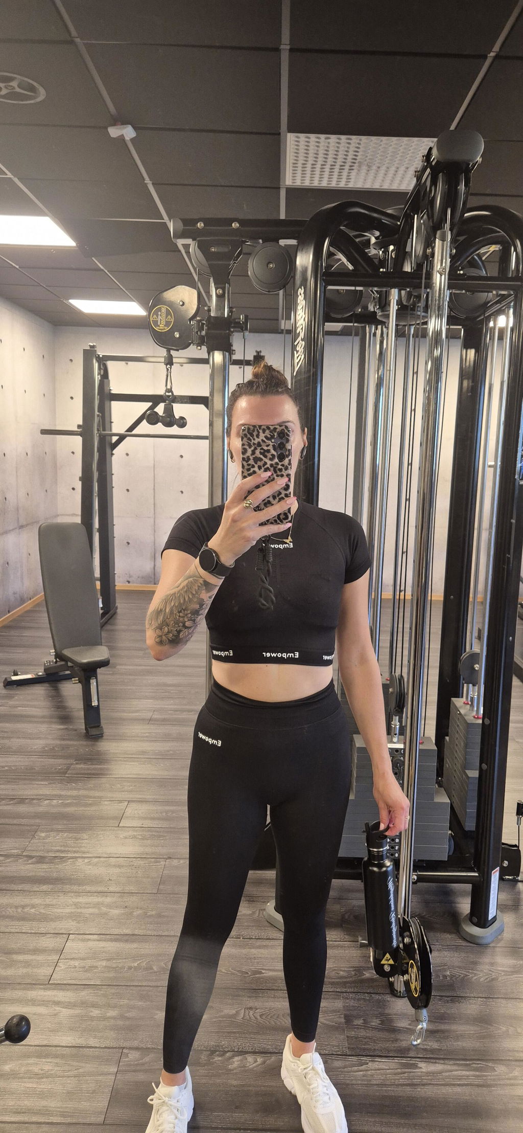Ultra Contour Seamless T-Shirt - Black