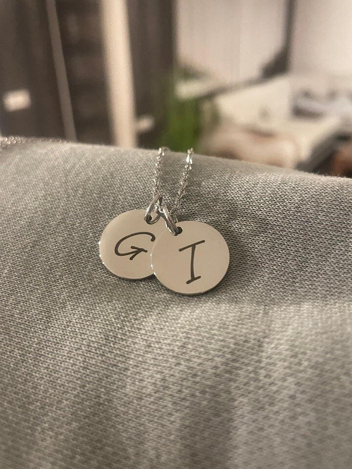 Gravierbare Buchstabenkette