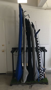 BlackOut Grassy Surf Rack