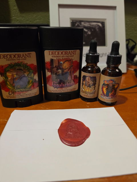 The Appalachian - Deodorant - Homestead Honey Cream, Black Mountain Coffee, Rustic Maple Leaf