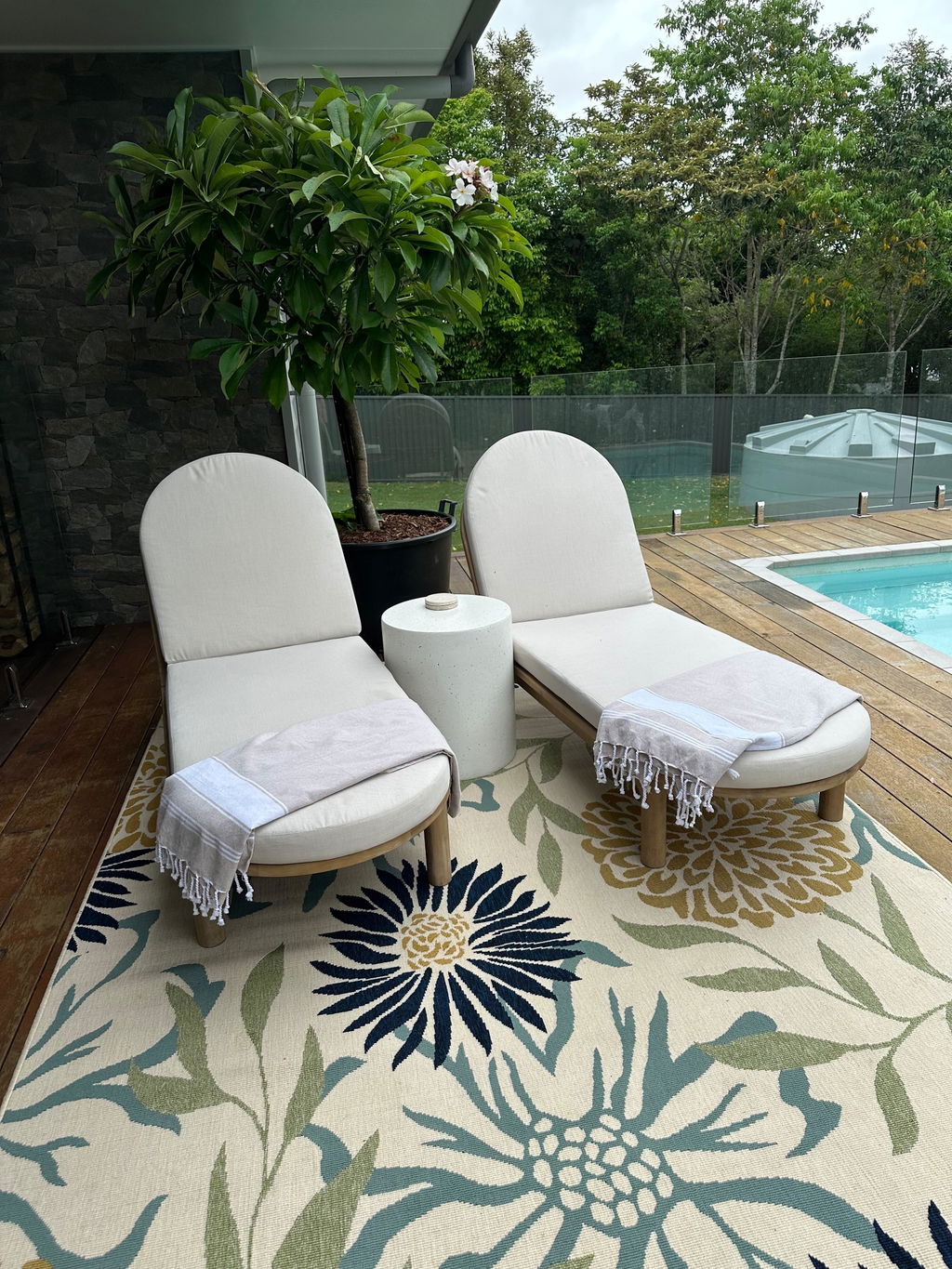 Nicosia Outdoor Rug