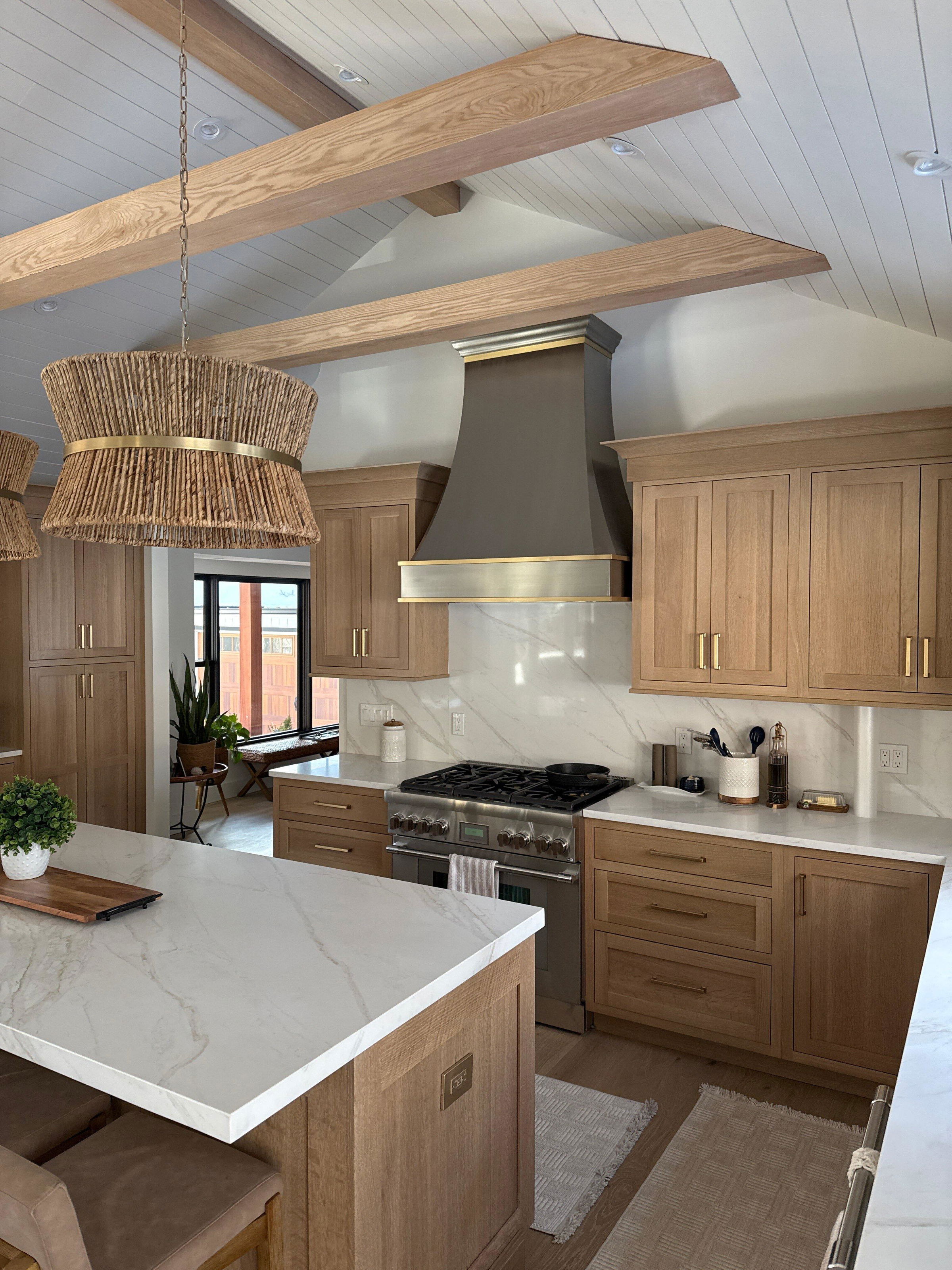 Fobest Custom Stainless Steel Range Hood with Cross Straps FSS-152