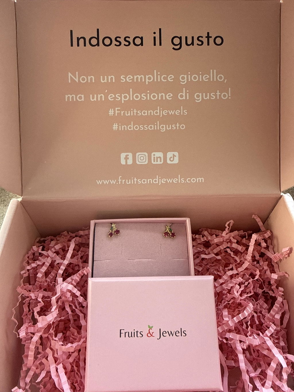 Fruits & Jewels