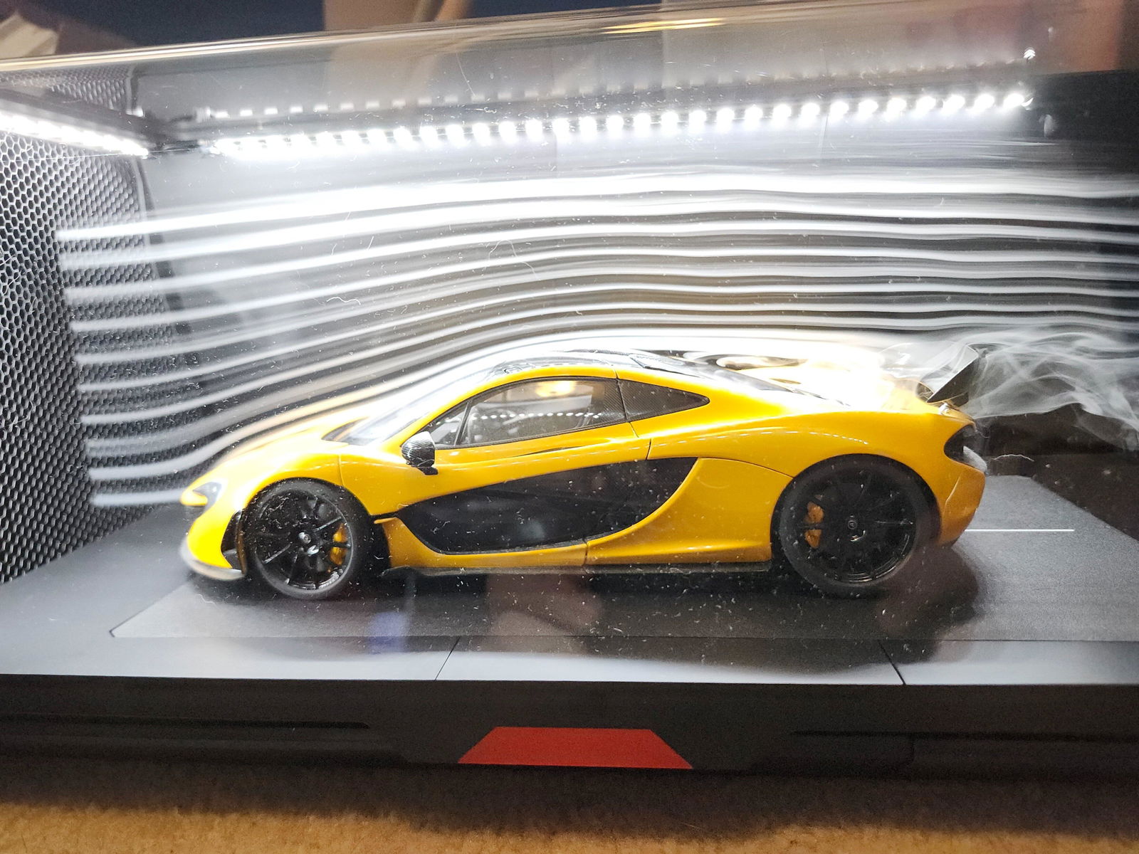CM64-Mclaren SOLUSGT-01