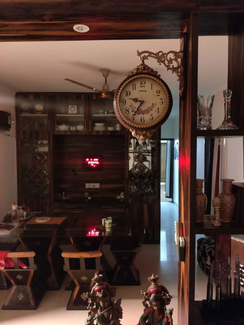 FunkyTradition Royal Antique-Look Brown Round Wall Hanging Double Sided Two Faces Retro Station Home Decor Wall Clock 50 cm Tall