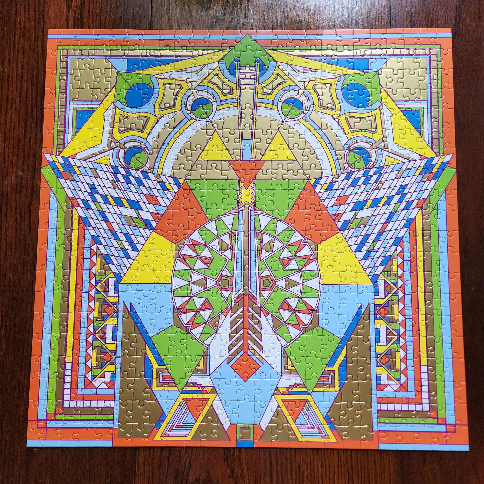 Frank Lloyd Wright Peacock Rug Foil Puzzle | Galison
