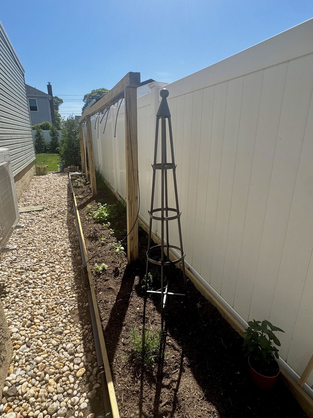 Tower Obelisk Trellis