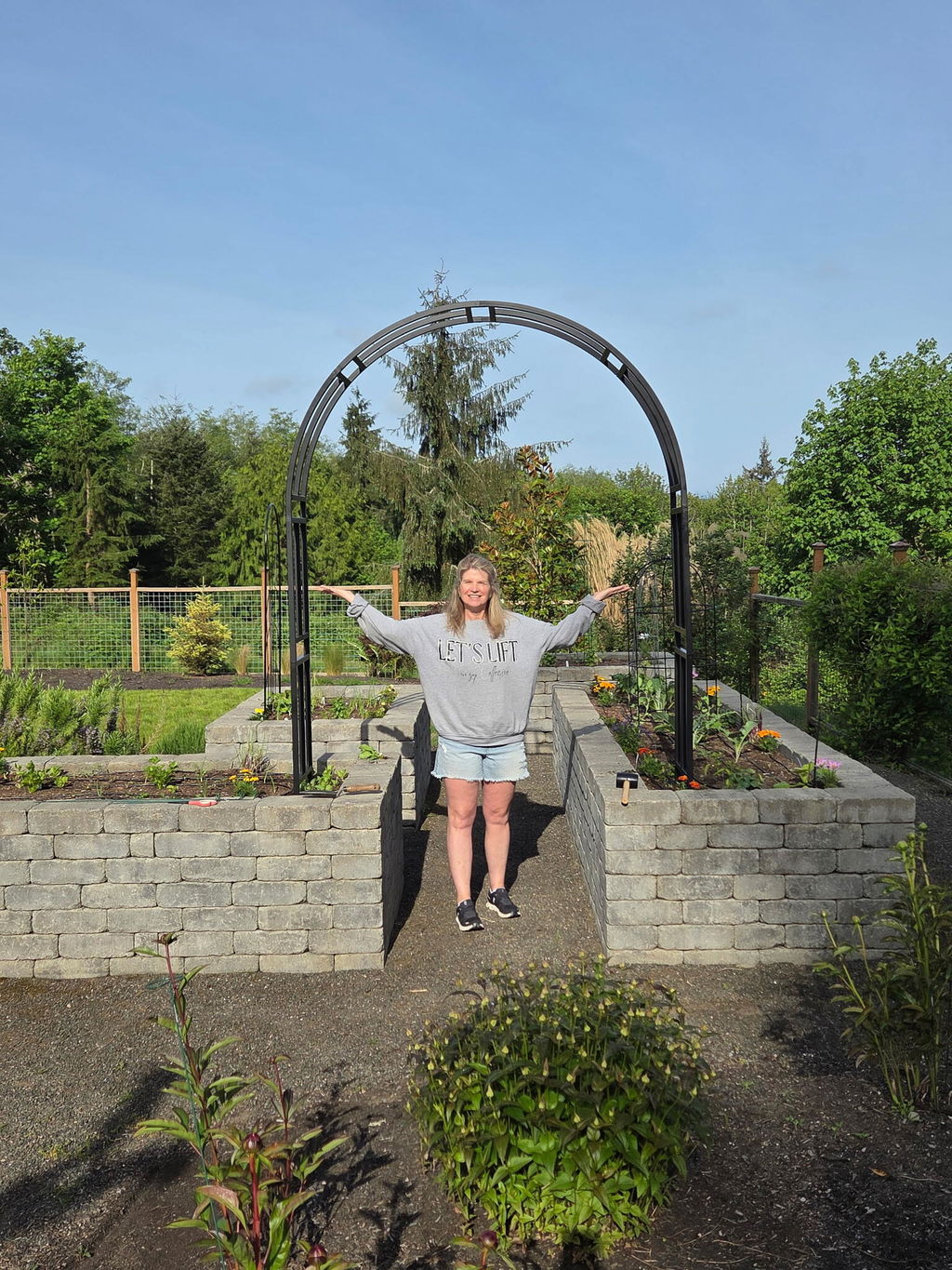 Nicole Arch Trellis