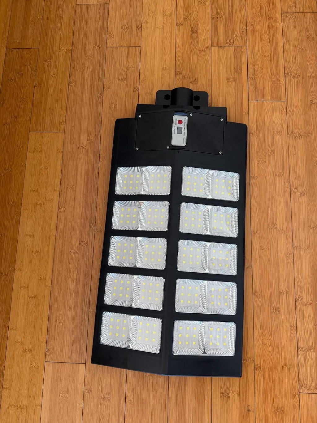 Gefolly SL-5200W Solar Street Lights Outdoor