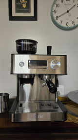 GEVI 20 Bar Espresso Maker with  Built-in Bean Grinder & Milk Frother ECMI0