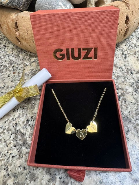 Collana tris di cuori con lettere