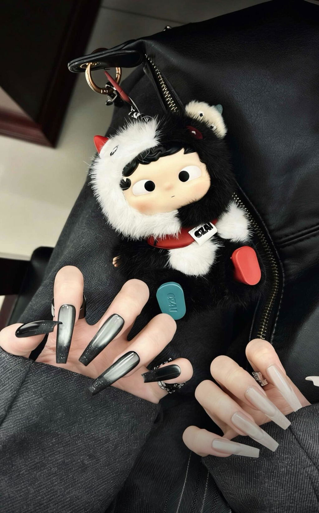 Swan Lake – Bridal French Press-On Nails