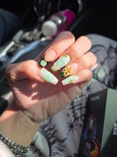 Mint Reverie – Soft Feminine Mint Floral Coffin Press-On Nails