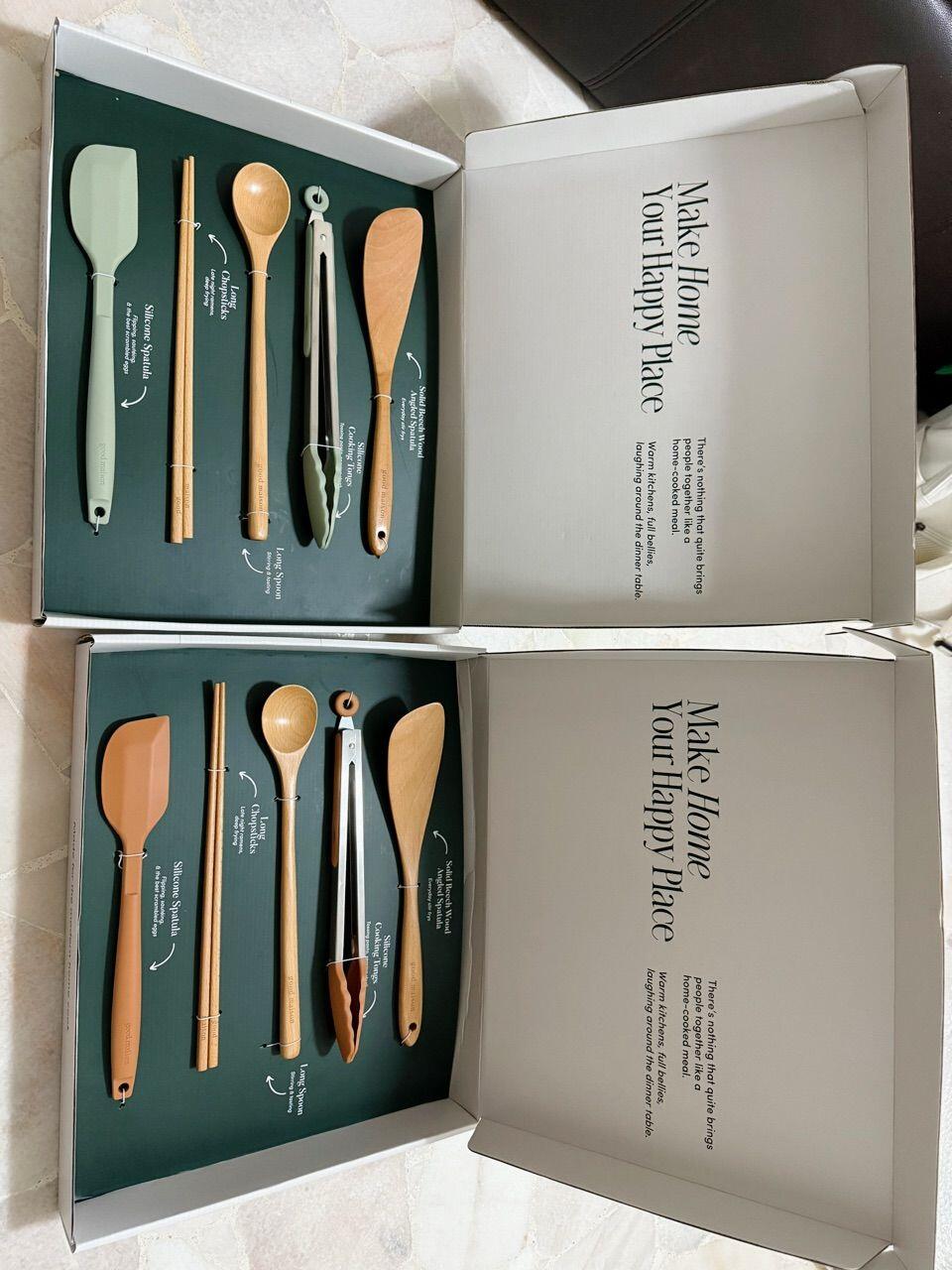 The Essential Cooking Tools (Set)