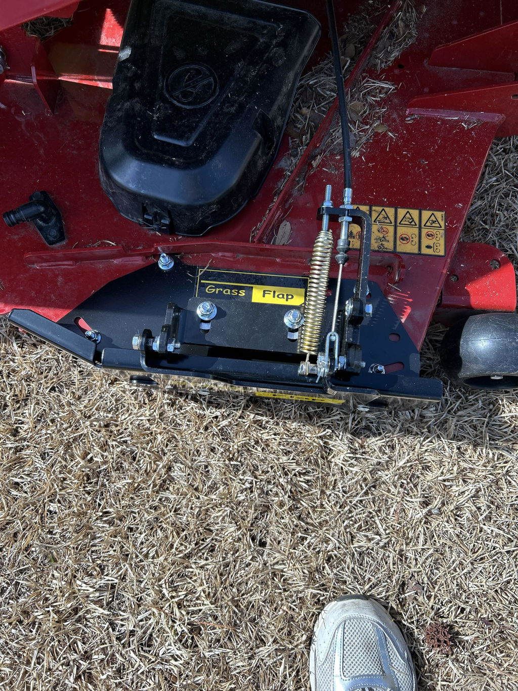 44T2M50-5L-A68 GrassFlap„¢ Brand Chute Blocker with SEL Pedal