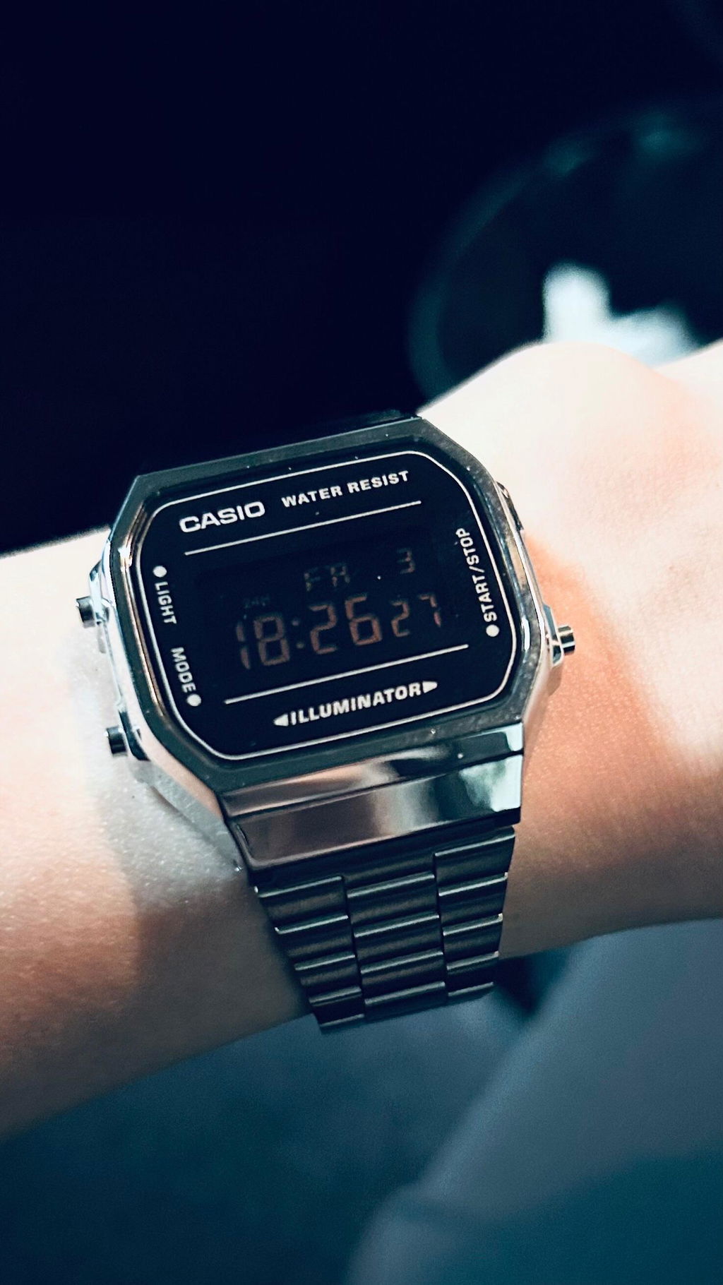 CASIO カシオ A168WEM メンズ 腕時計 日常生活用防水 10年保証