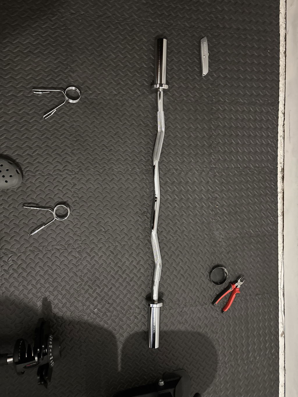 Olympic EZ Curl Bar - Optional Clamp Collars