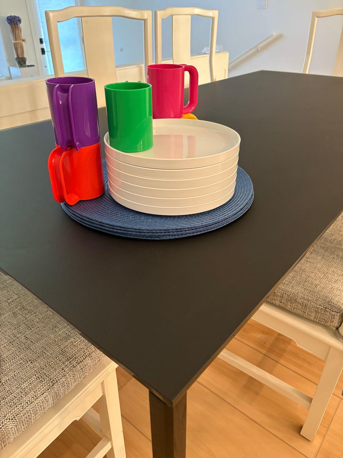 Max Dinnerware by Lella and Massimo Vignelli – Iconic, Compact Design