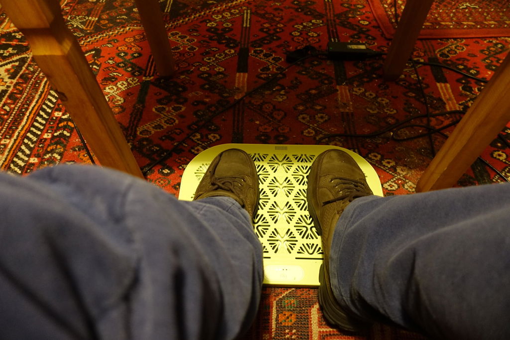 The Foot Warmer