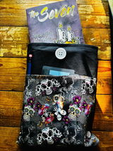Black Skull Book Sleeve (FR)
