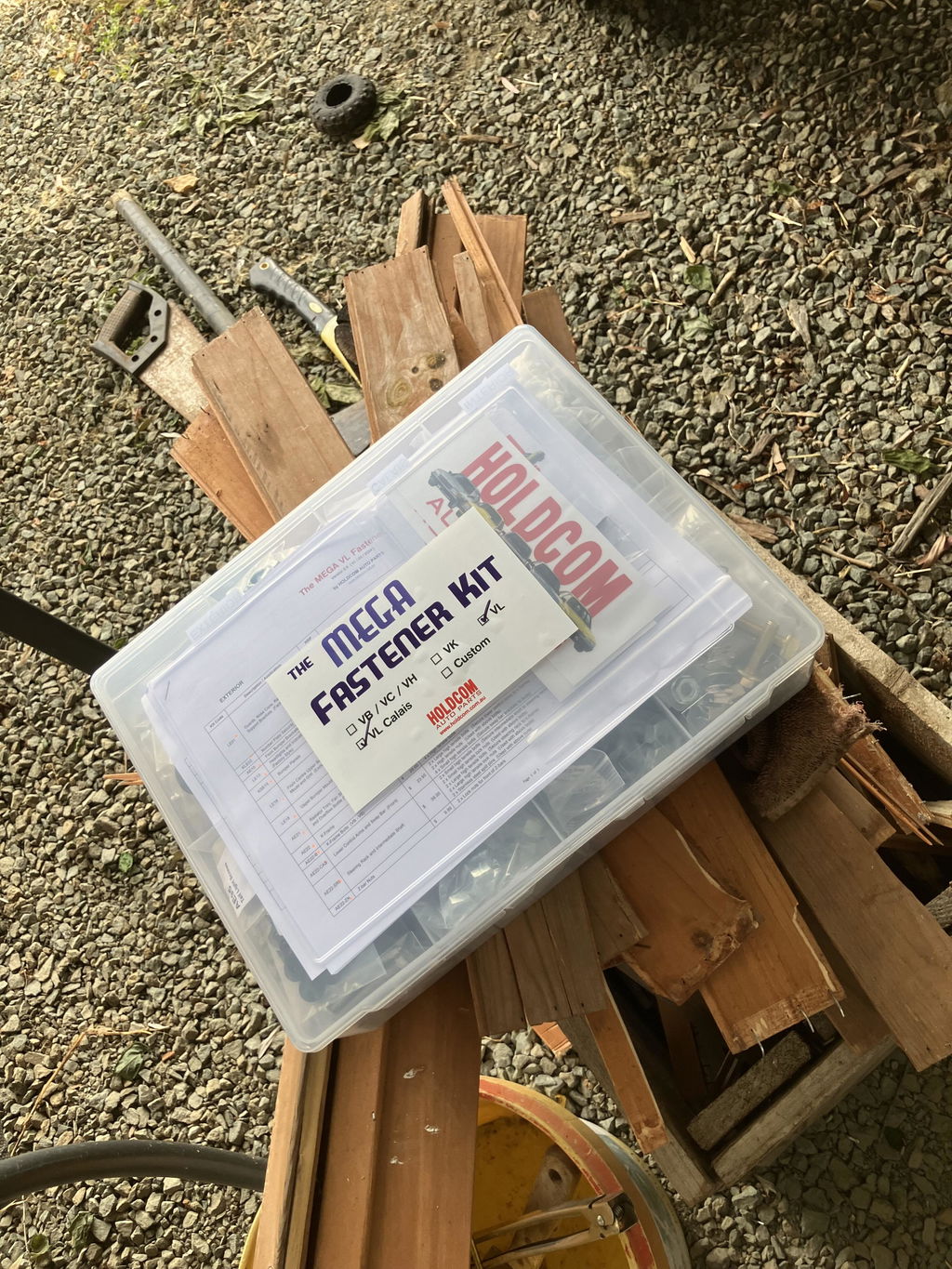 VL CALAIS MEGA FASTENER KIT