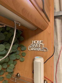 Holz-Schriftzug Home Sweet Caravan