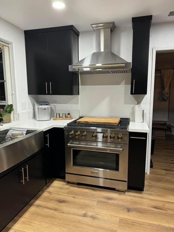 ZLINE Autograph Edition 4-Piece Appliance Package - 36-Inch Gas Range, Refrigerator, Wall Mounted Range Hood, & 24-Inch Tall Tub Dishwasher in Stainless Steel with Champagne Bronze Trim (4KAPR-SGRRHDWM36-CB)