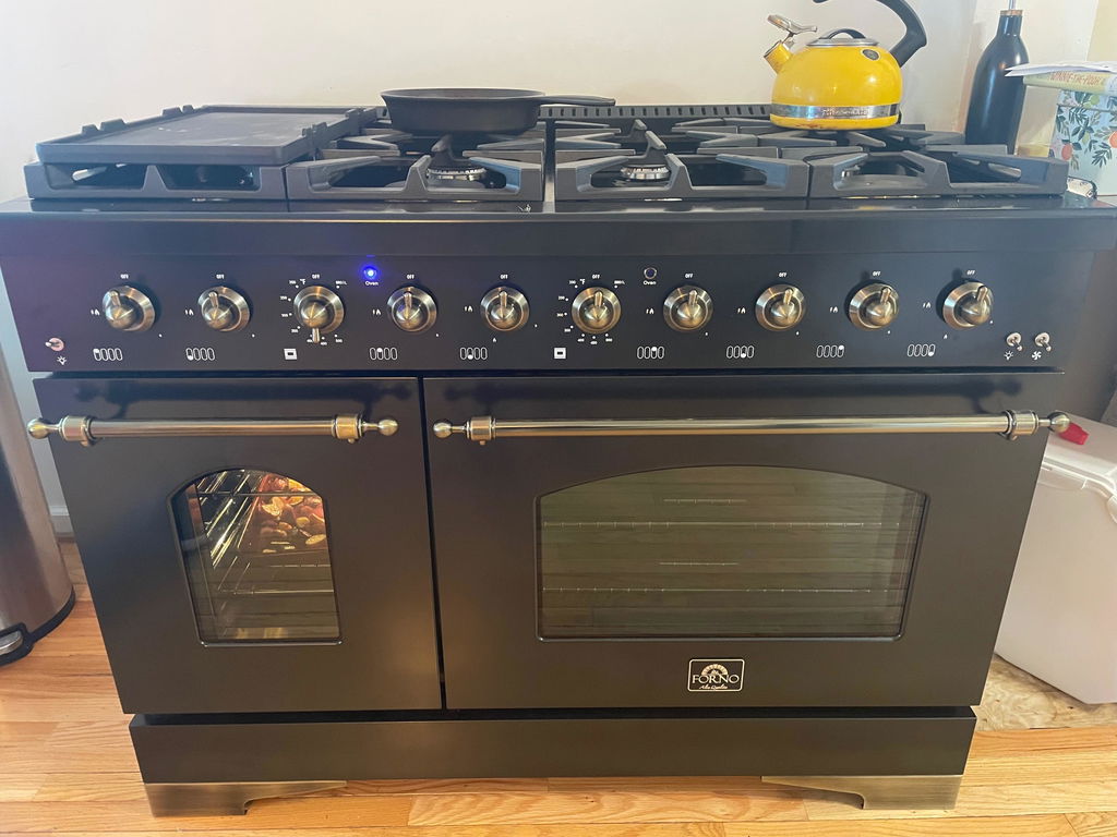 Forno Antico 48-inch Dual Fuel Range with 8 Gas Burner Cooktop and 5.5 Cu.Ft. Electric Convection Oven in Black with Antique Brass Trim (FFSGS6113-48BLK)