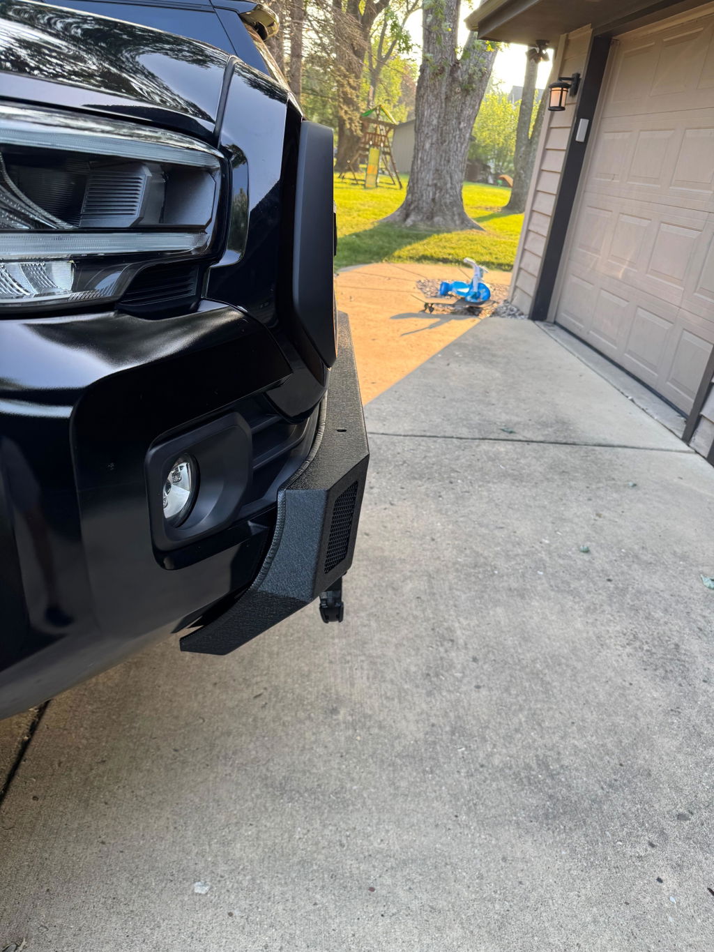 Hooke Road HR Ⅱ Stubby Front Bumper w/License Plate Bracket (16-23 Toyota Tacoma 3rd Gen)