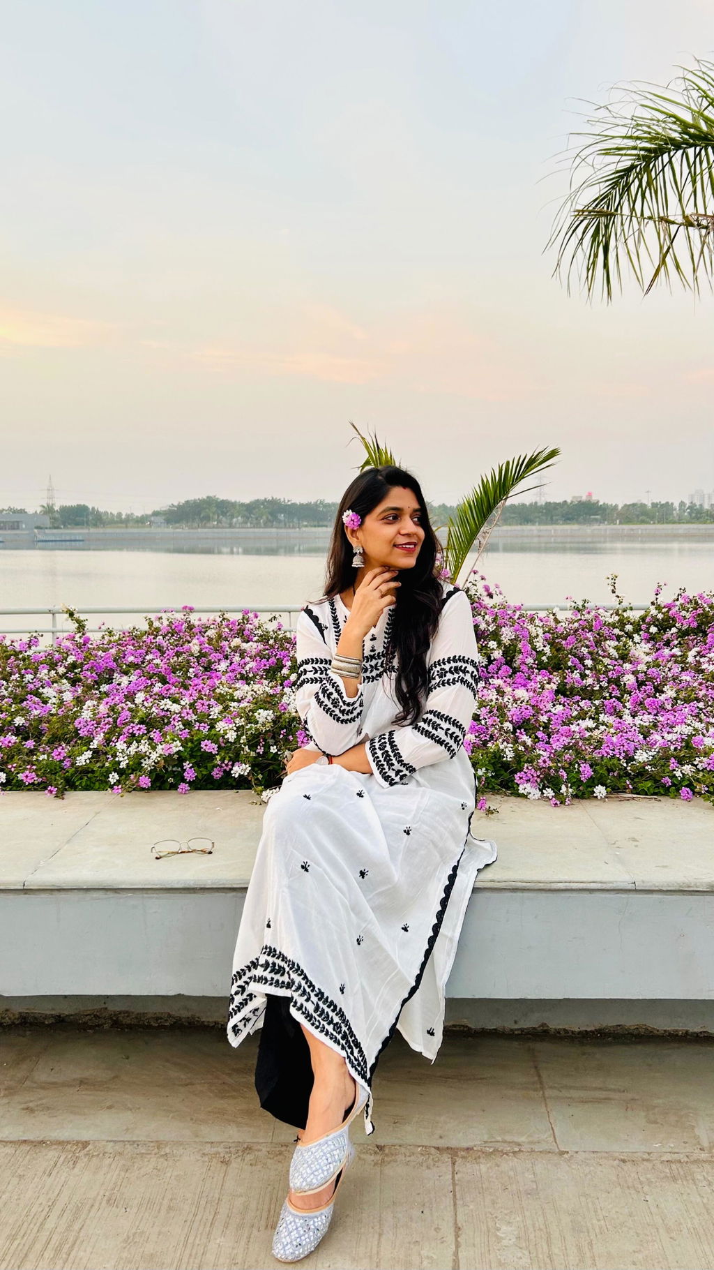 HOC Chikankari Muslin Straight Kurta