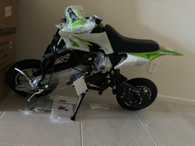 HoverHearts DB4S001 Mini Bike| Dirt Bike Spoke Kit | Off-Road Tire