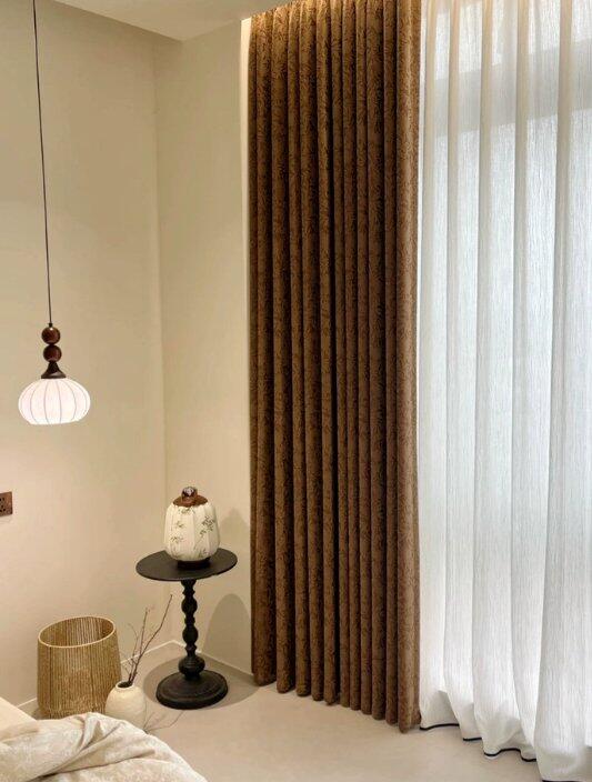Hugmoomcurtain