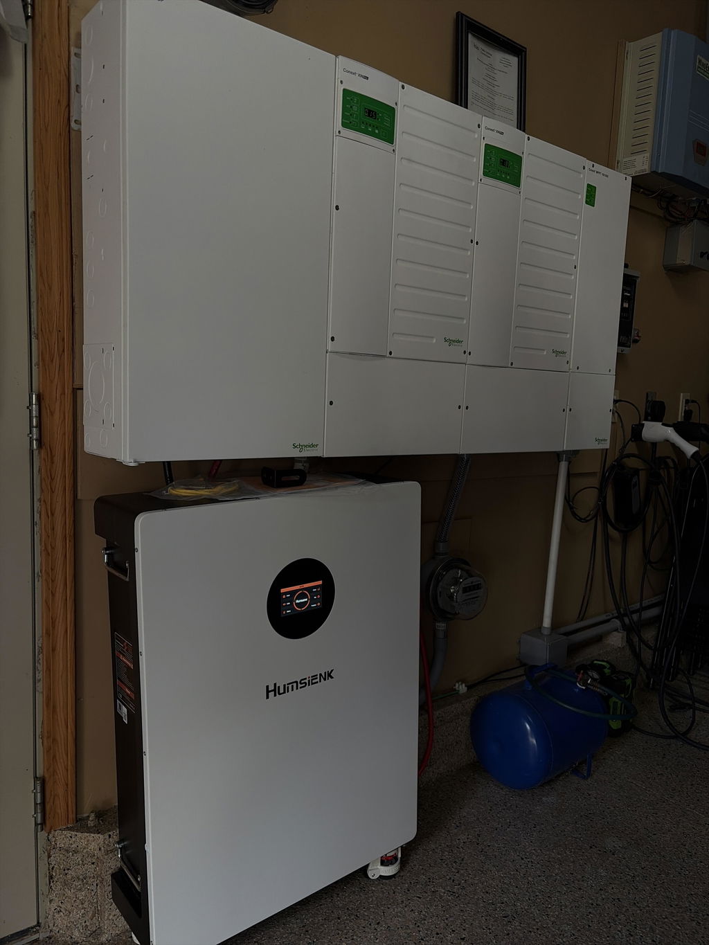 【LTL】Humsienk 48V 314Ah 16.07kWh Floor-standing Bluetooth LiFePO4 Battery with Active Balancing & LCD Touchscreen